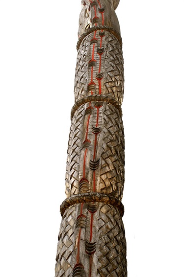 Picture of the Creative Realm Pou - Te Tihi o Manono basket carving details.