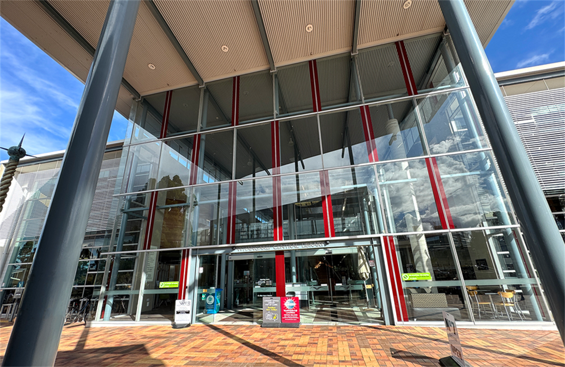 The front of Whangārei Central Library