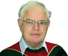 Picture of Dr W Ross Ramsay.