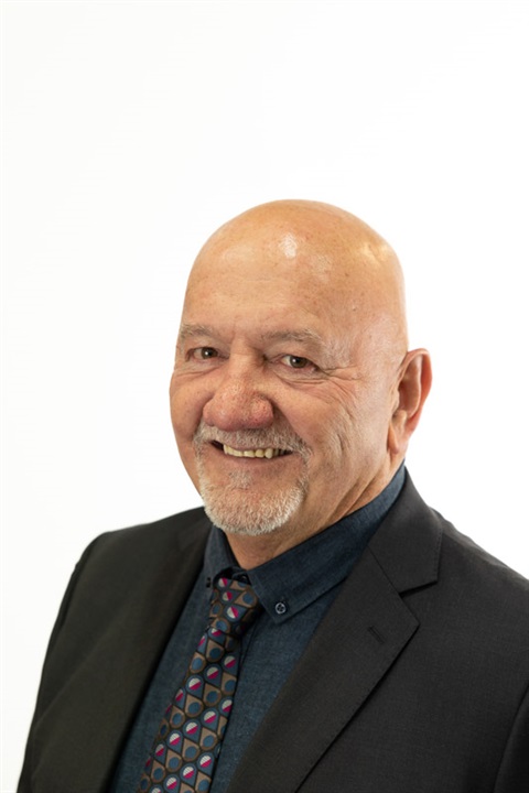 Photo of Councillor Simon Reid, 2022. 