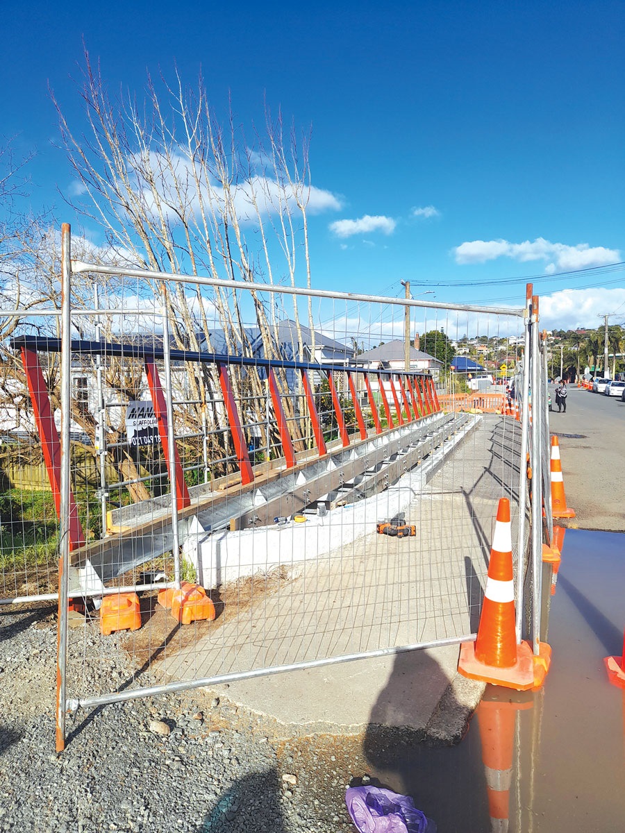 An image showing Kauika Road bridge under construction. 