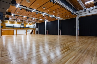 Exhibition Hall empty hall with lighting.