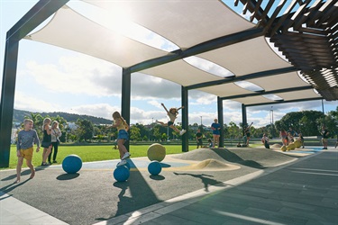A sunny day at Pūtahi Park