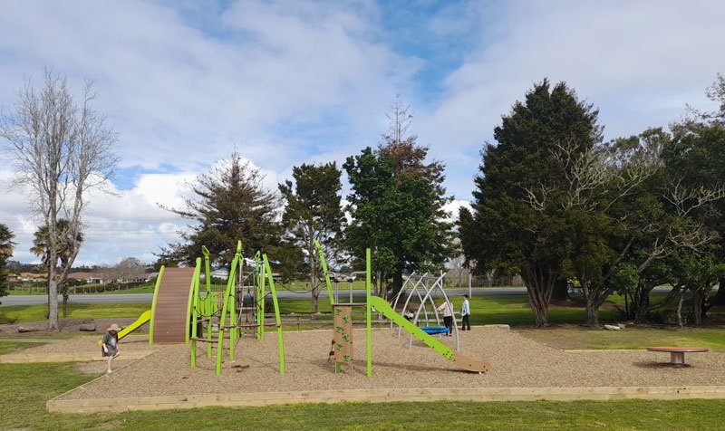 An image of the renewed Waipu playground at Waihoihoi River Park.